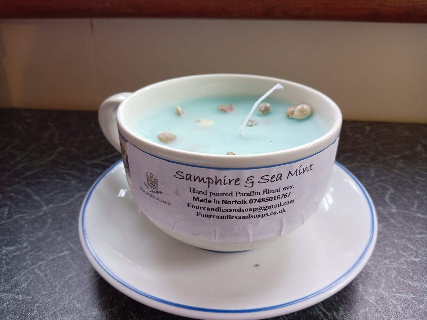 Samphire and sea mint tea cup candle