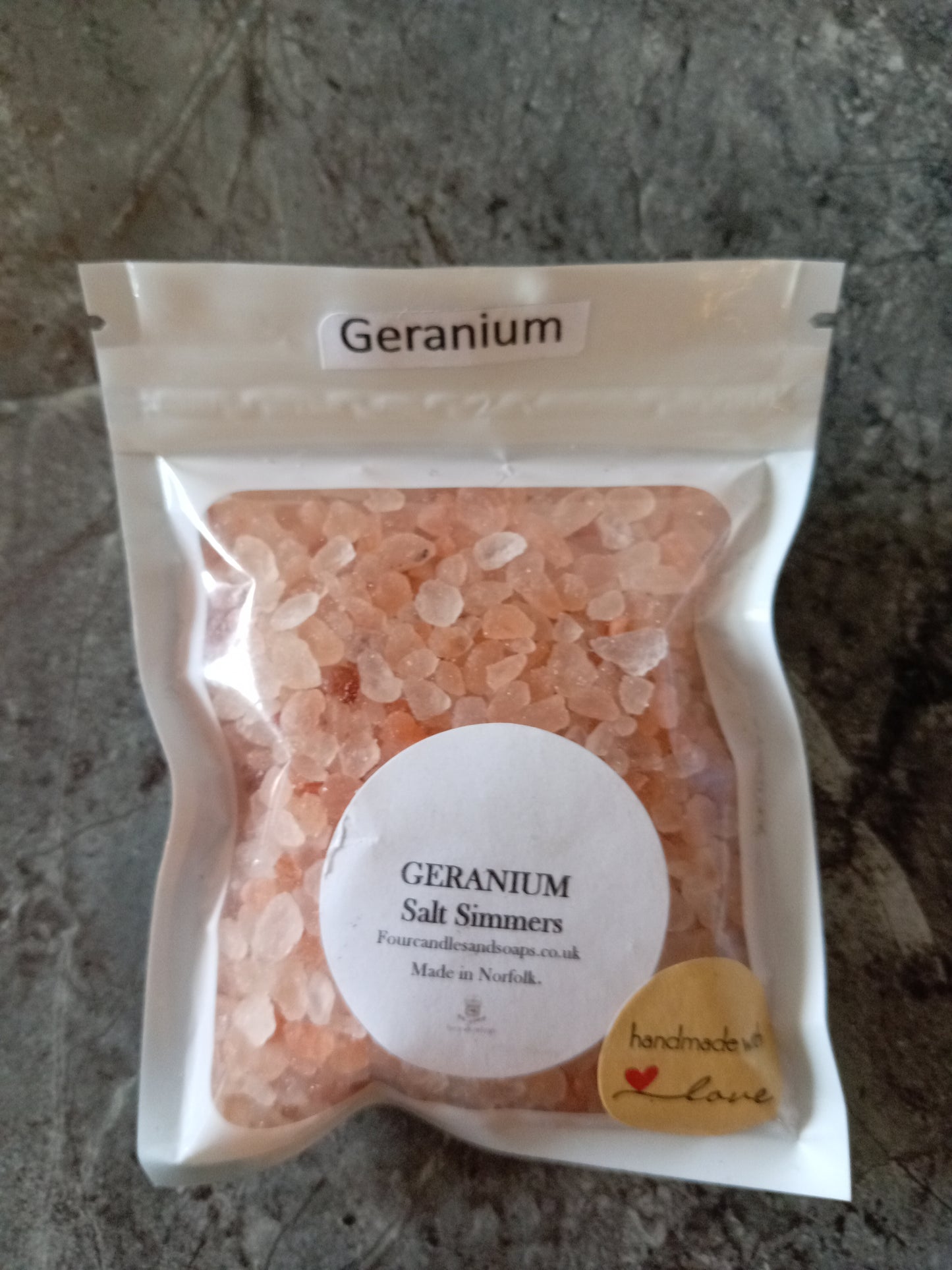 Geranium and citronella salt Simmers 100g