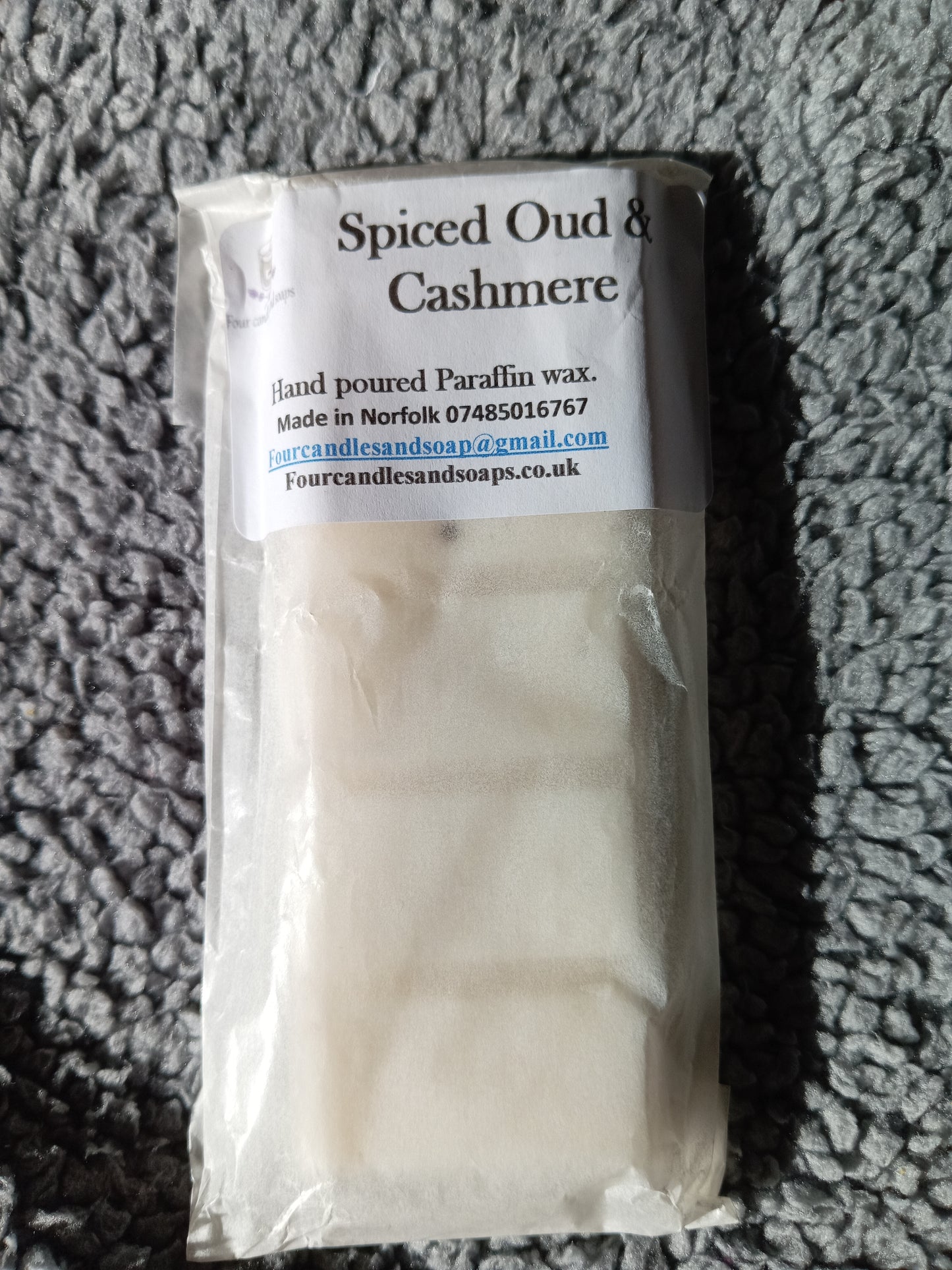Spiced Oud and cashmere 50g snap bar Wax Melt
