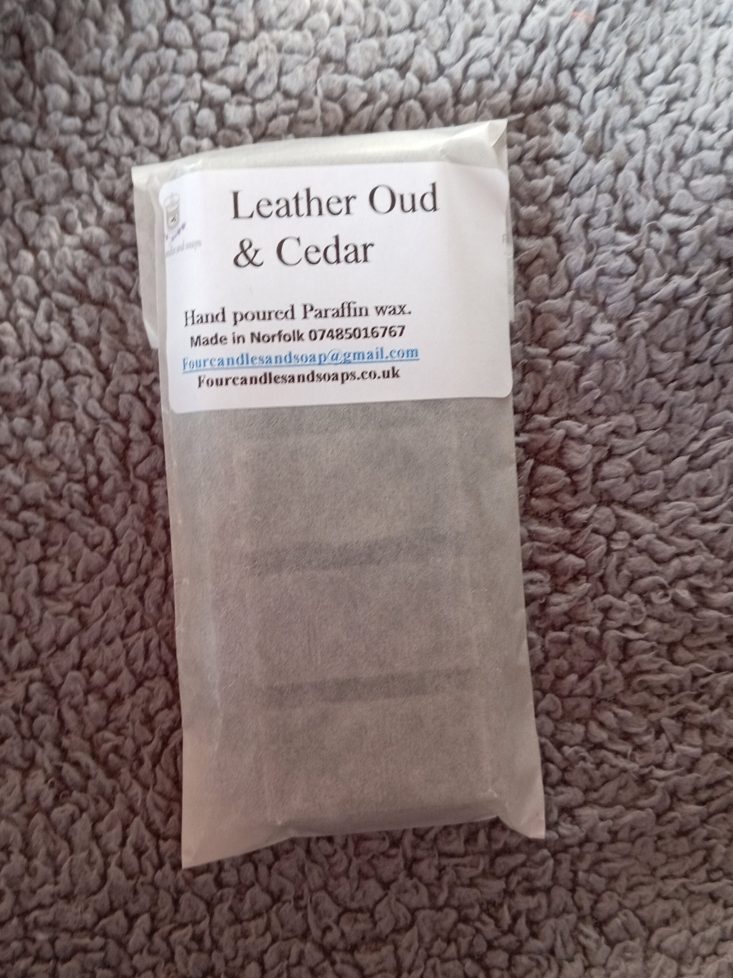Leather Oud and cedarwood 50g snap bar Wax Melt